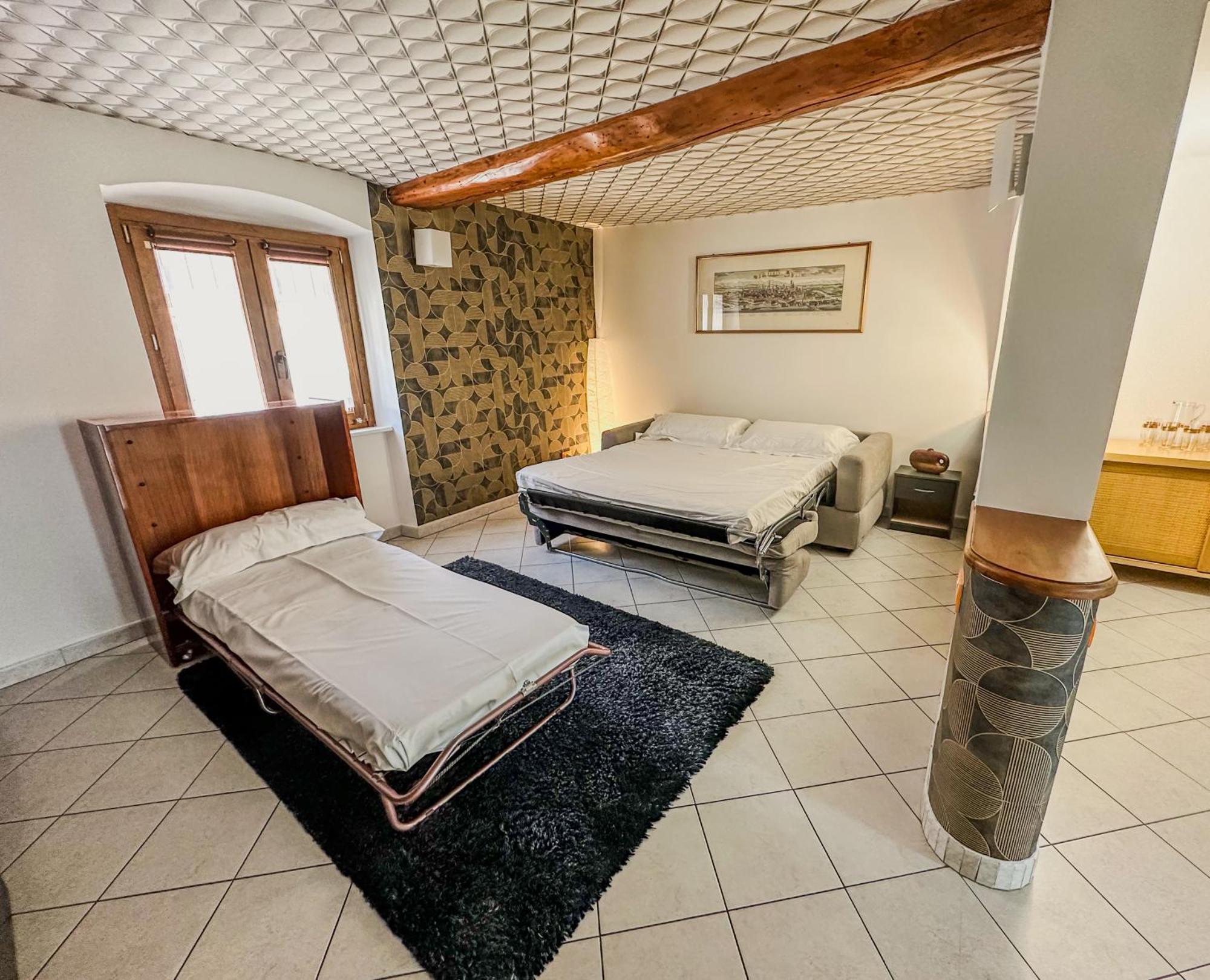 Apartment La Fuga Del Re - Lusso In Piazza Castello