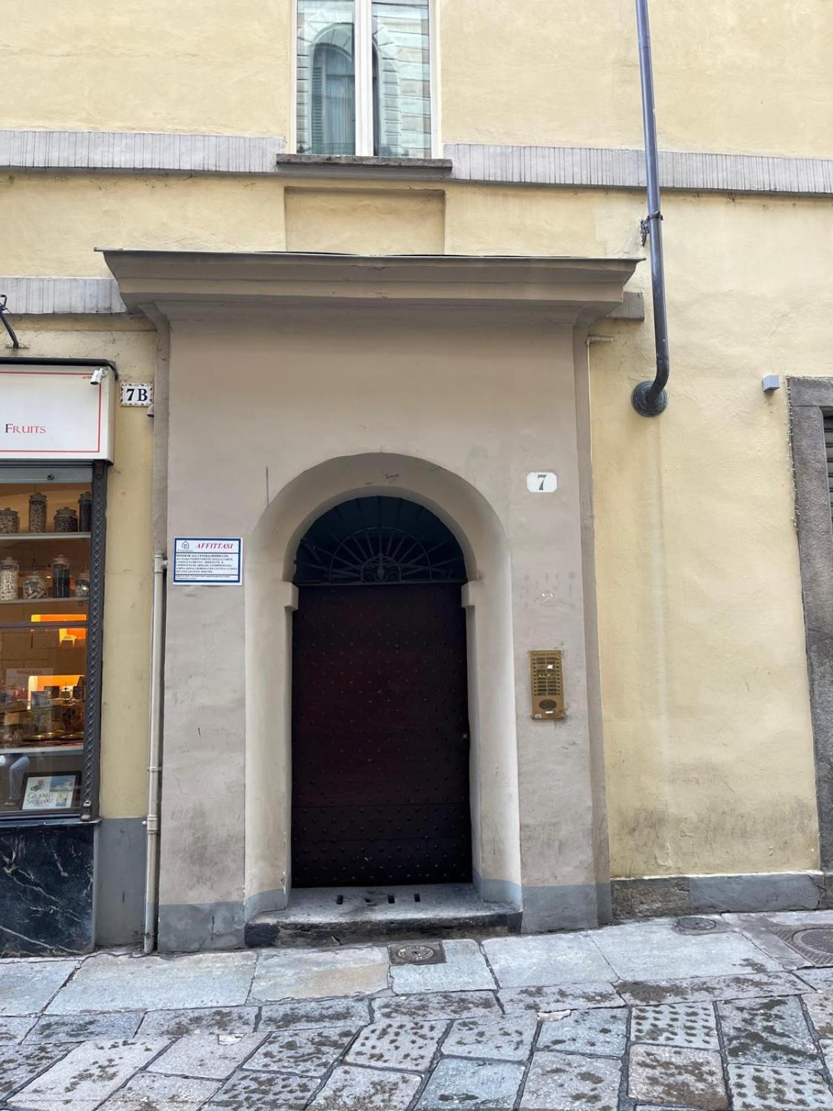 La Fuga Del Re - Lusso In Piazza Castello * Torino
